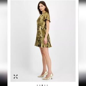 Sam Edelman Women's Gold Plisse Mini Tie Waist Sz 8